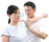 肩関節にアプローチ